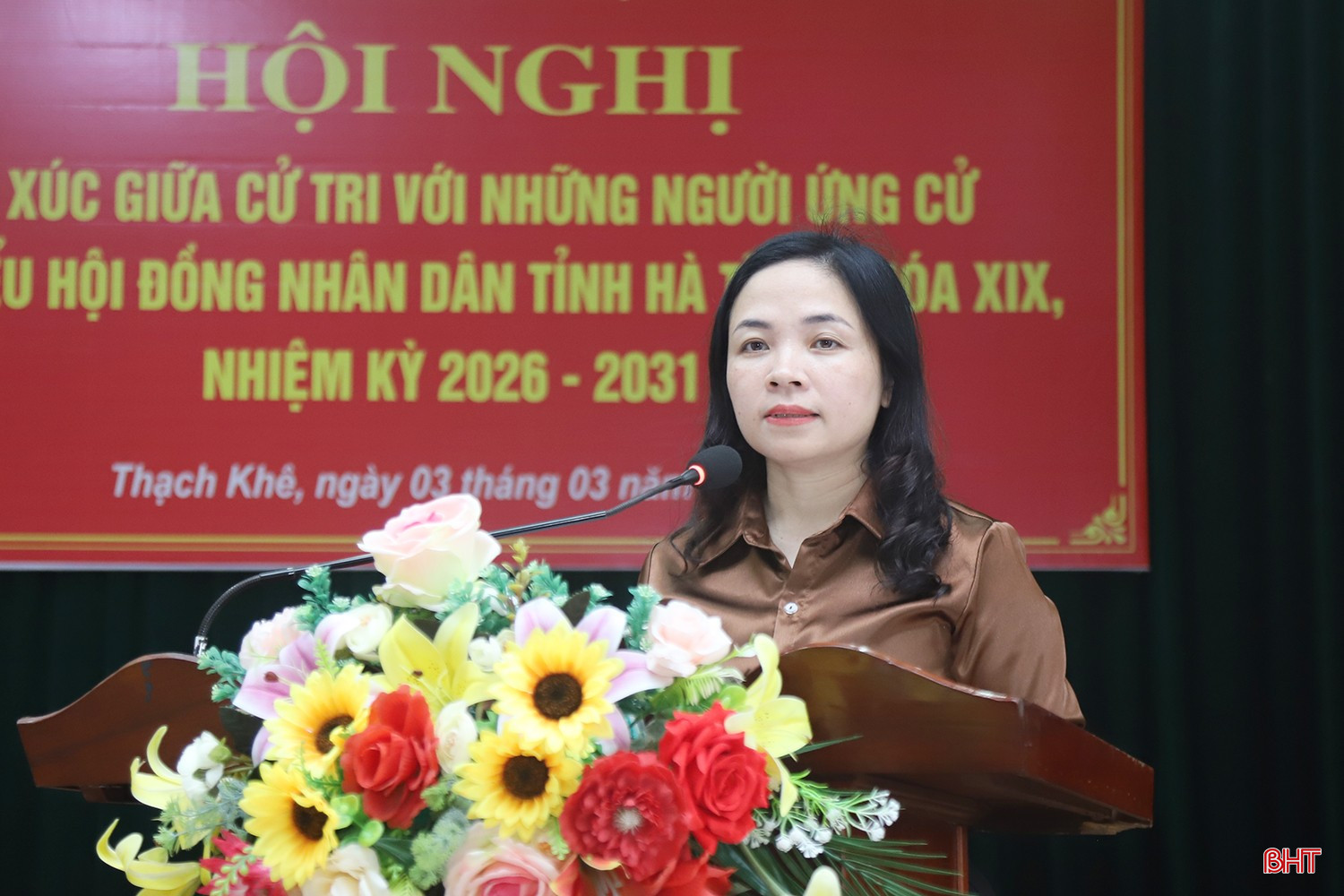 Bà Trương Thị Liên - Trưởng phòng Công tác tổng hợp, thông tin, dân nguyện - HĐND tỉnh trình bày chương trình hành động.
