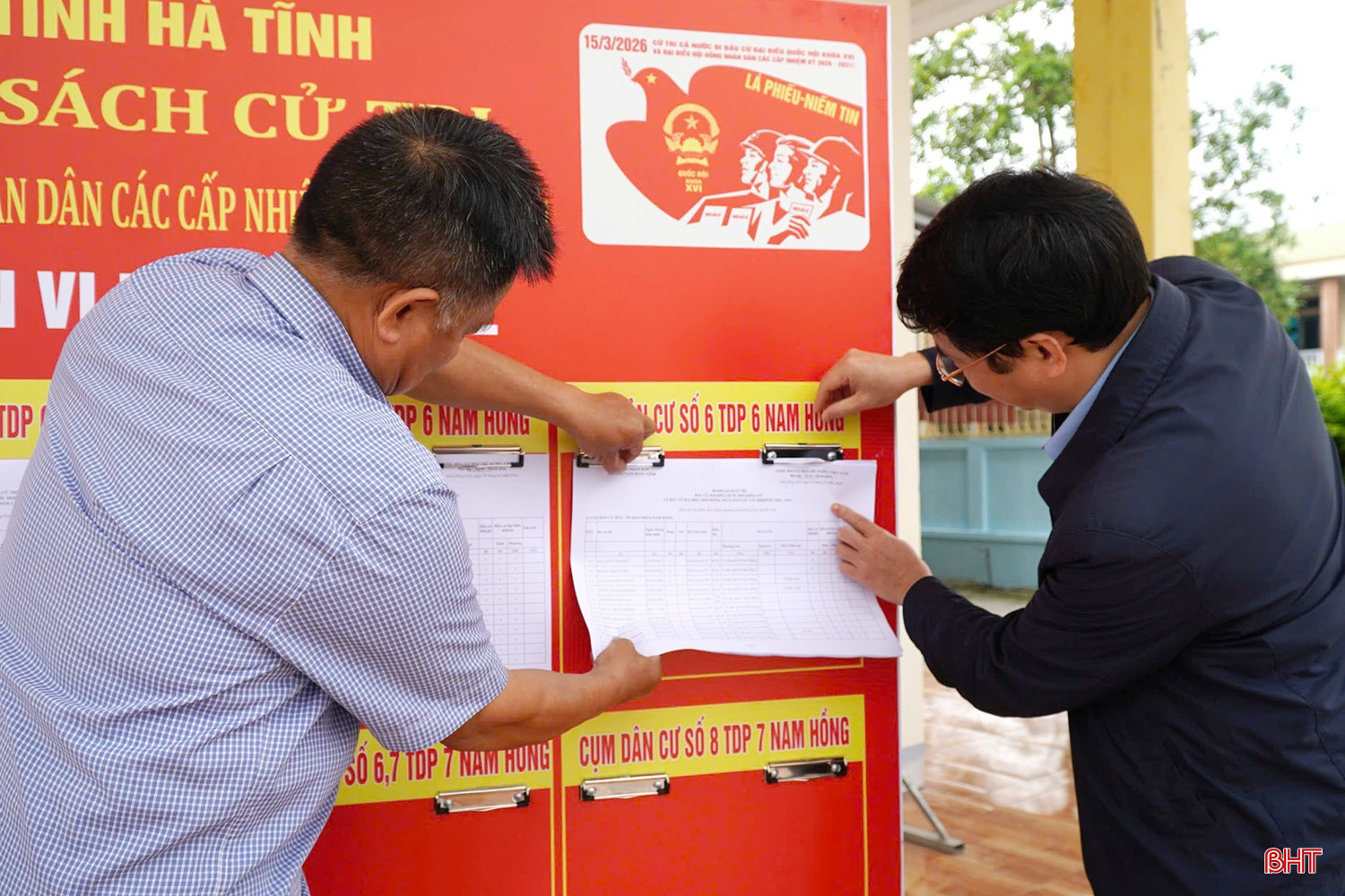 Các địa phương chủ động niêm yết danh sách cử tri tại 100% khu vực bỏ phiếu trên địa bàn.