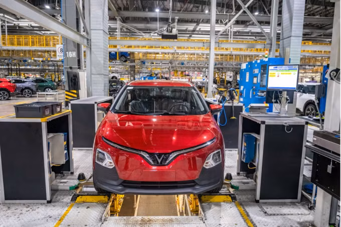 Một mẫu xe điện VinFast tại nhà máy trước khi xuất xưởng. Ảnh: Bloomberg