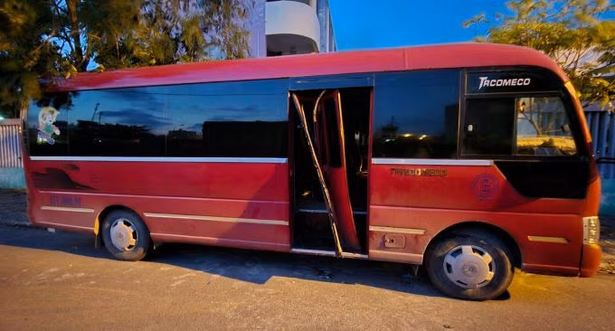 Chiếc xe chở bé Gia Huy vào sáng 29/5. Ảnh: Xuân Hoa