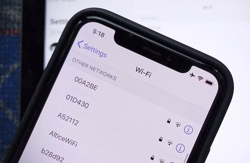 Màn hình cài đặt Wi-Fi trên iPhone. Ảnh: iOS Gadget Hacks.