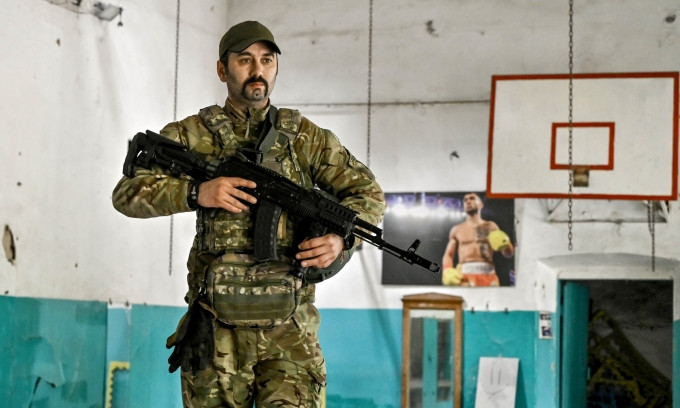 Binh sĩ Ukraine ở Zaporizhzhia hôm 20/5. Ảnh: Reuters