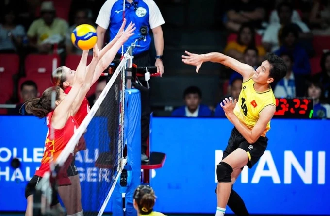 Bích Tuyền đập bóng ghi điểm trước tuyển Bỉ ở FIVB Challenger Cup 2024 ngày 7/7. Ảnh: FIVB Challenger Cup