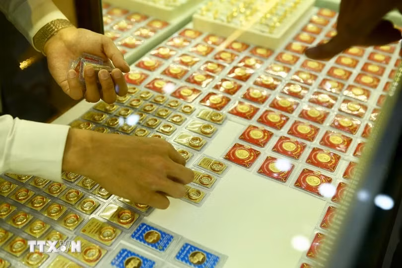 Giá vàng miếng trong nước tiếp tục tăng. (Ảnh: Minh Quyết/TTXVN)