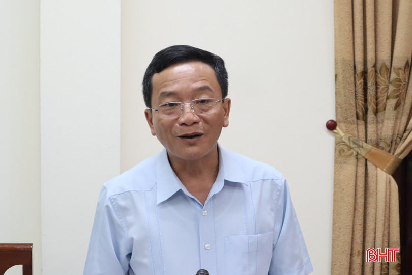 Phó Chủ tịch HĐND tỉnh Trần Văn Kỳ đề nghị Sở Nội vụ tiến hành đánh giá hiệu quả công tác sắp xếp, sáp nhập thôn, tổ dân phố thời gian qua để có giải pháp chỉ đạo phù hợp trong thời gian tới. IMG_4763.JPG