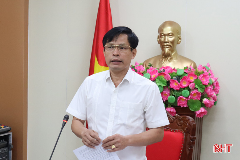 Phó Trưởng ban Pháp chế (HĐND tỉnh) Phạm Nghĩa kết luận tại cuộc làm việc. IMG_4785.JPG