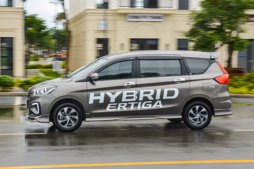 Suzuki Ertiga Hybrid từng là mẫu xe lai xăng-điện bán chạy nhất Việt Nam trong tháng đầu năm. Ảnh: Suzuki.