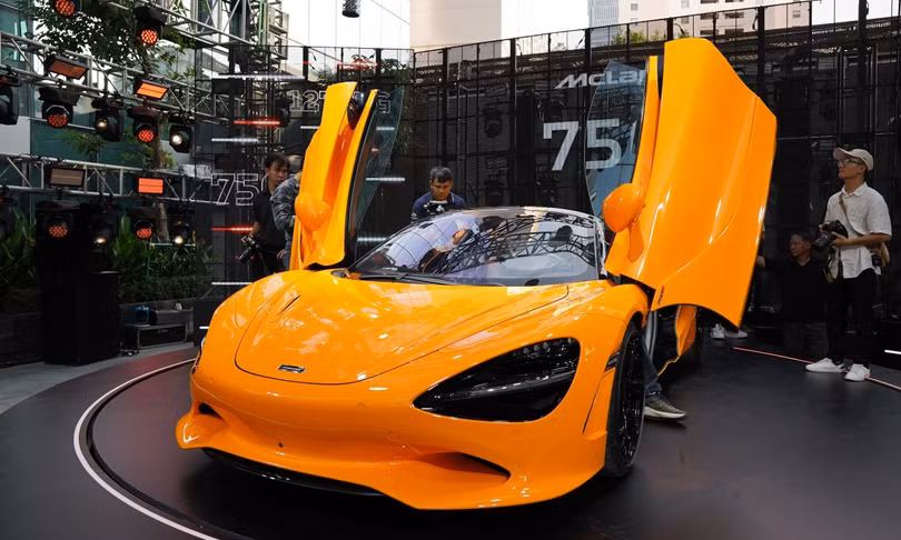 mcLaren-750S-vnexpress-37-6679-7382-7227-1713401426.jpg