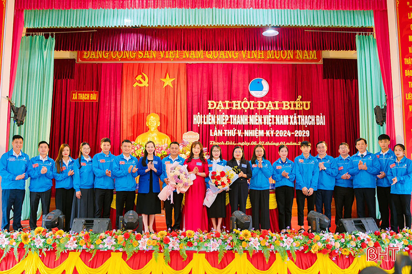 Đại hội Hội LHTN Việt Nam xã Thạch Đài đã bầu 13 Ủy viên Hội khóa V, nhiệm kỳ 2024 - 2029. a416956952_1142068243481192_5856466839372562248_n.jpg