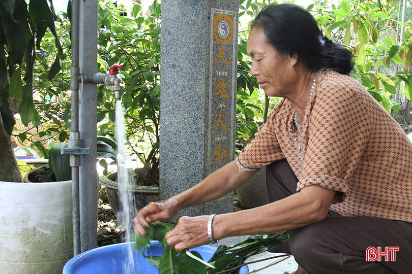 Niềm vui của người dân vùng biển Xuân Yên khi nước sạch về làng z5534936245745_eeee1c3879a7ed04a6504087faabd22d.jpg