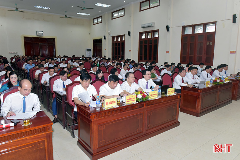 Đại biểu dự kỳ họp. 1.jpg