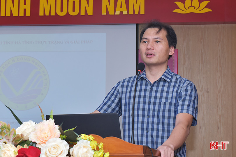 TS. Nguyễn Hữu Xuyên - Phó Viện trưởng Viện Chiến lược và Chính sách KH&CN (Bộ KH&CN): Hà Tĩnh cần nâng cao năng suất lao động dựa vào KHCN, ĐMST; thúc đẩy chuyển đổi mô hình tăng trưởng kinh tế ở địa phương dựa vào KHCN và ĐMST. 2.jpg
