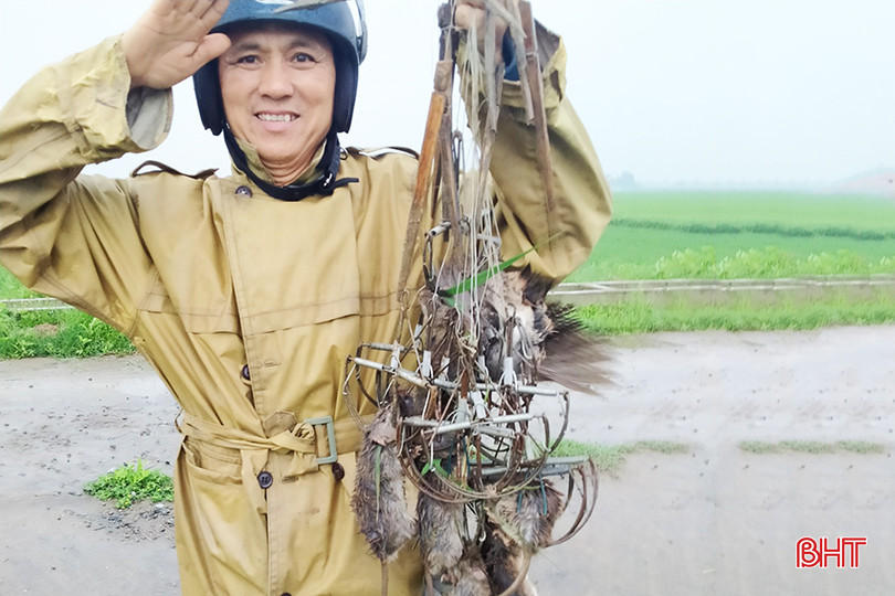 Hiệu quả từ chiếc bẫy cải tiến của ông Đường. 3.jpg