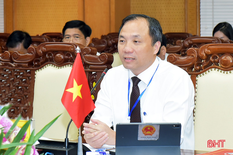 Bí thư Tỉnh ủy Hà Tĩnh Hoàng Trung Dũng phát biểu tại hội nghị. 8.jpg