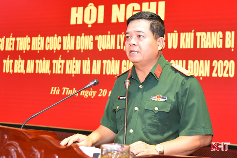 Đại tá Phan Duy Thuận - Phó Chủ nhiệm Hậu cần Quân khu 4 phát biểu chỉ đạo. DSC_7461.JPG
