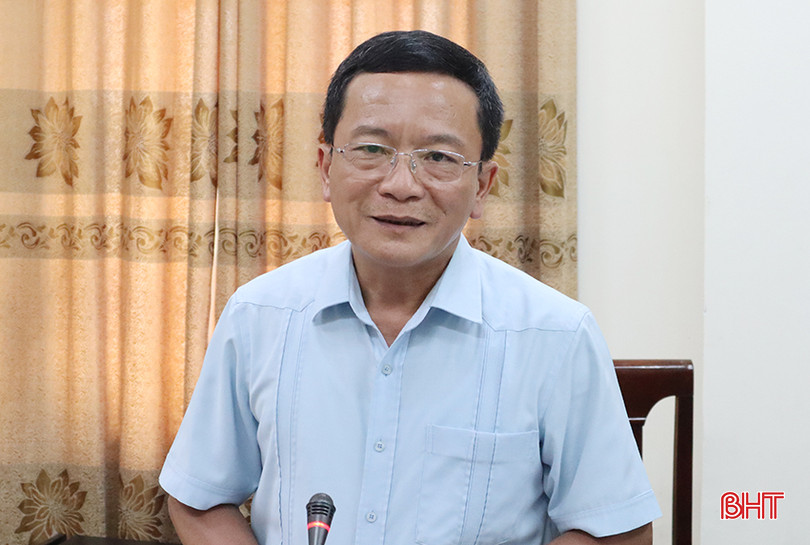 Phó Chủ tịch HĐND tỉnh Trần Văn Kỳ phát biểu tại cuộc làm việc IMG_2276.JPG
