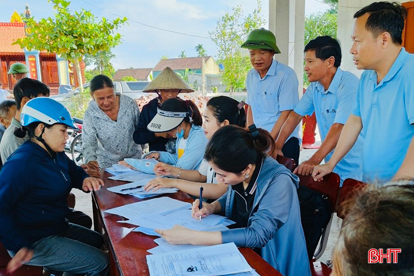 Hội đồng bồi thường GPMB dự án phối hợp xã Thạch Liên tổ chức kiểm kê đất đai, tài sản nằm trong phạm vi ảnh hưởng dự án xây dựng và kinh doanh hạ tầng khu công nghiệp Bắc Thạch Hà. den-bu-giai-phong-mat-bang-9.jpg