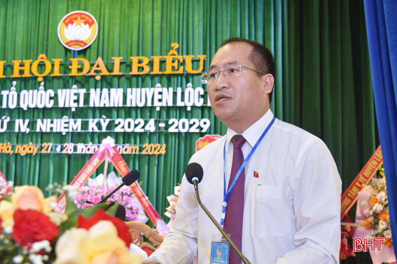 Bí thư Huyện ủy Lộc Hà Nguyễn Thế Hoàn phát biểu chỉ đạo tại đại hội. DSC_7683 - Copy.JPG