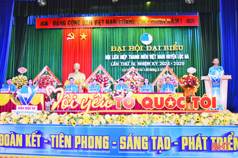 Đoàn chủ tịch điều hành phần tham luận. DSC_7575 - Copy.JPG