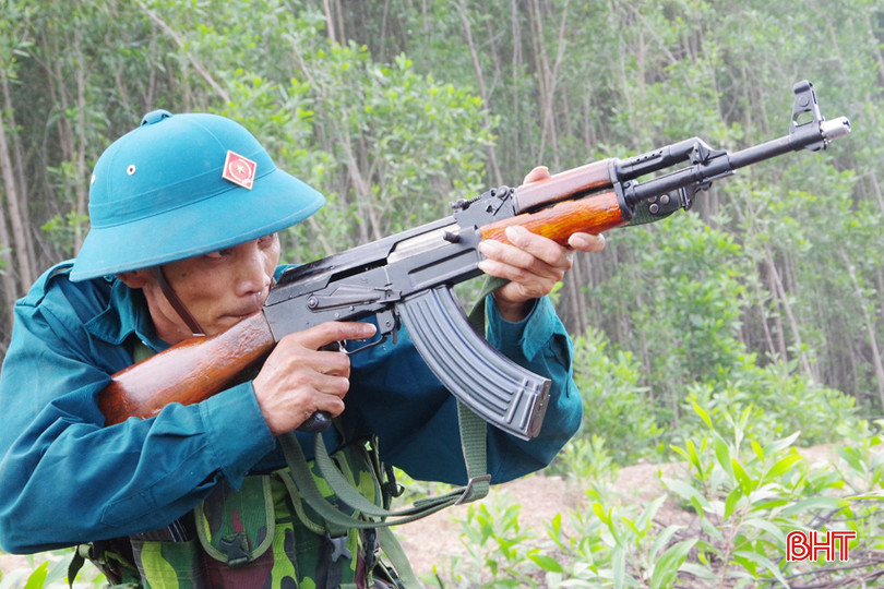 Mỗi chiến sĩ đều có sự tập trung cao độ để hoàn thành tốt nhiệm vụ được giao, góp phần vào thành công chung của cuộc diễn tập. 4 - Copy.jpg