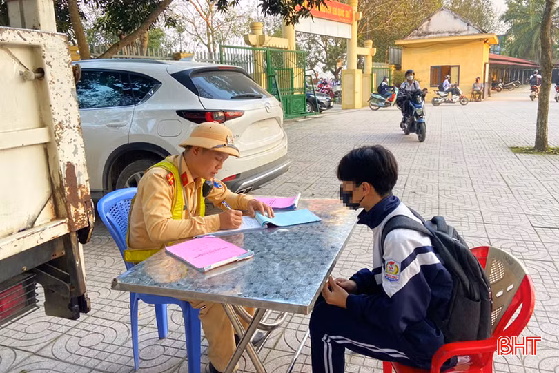an-toan-giao-thong-hoc-sinh-2.jpg