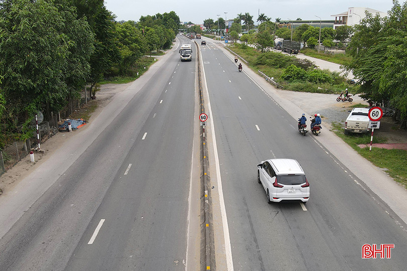 Việc lắp đặt biển báo giới hạn tốc độ trên các tuyến đường đã được cơ quan quản lý đường bộ nghiên cứu, tính toán phù hợp. vi-pham-toc-do-3.jpg