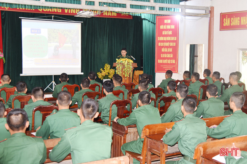 Công tác giáo dục chính trị tư tưởng cho cán bộ, chiến sĩ luôn được BĐBP Hà Tĩnh thực hiện thường xuyên (ảnh chụp ở Tiểu đoàn Huấn luyện - Cơ động). DSC_0718 - Copy.JPG