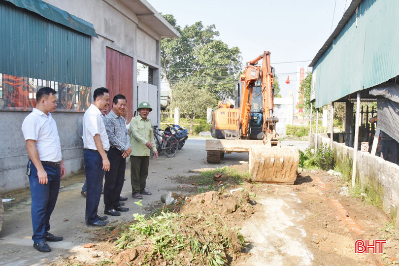 Xã Bình An đang gấp rút xây dựng khu dân cư kiểu mẫu, mở rộng đường, nâng cấp hệ thống cơ sở hạ tầng... để phấn đấu đạt chuẩn NTM nâng cao vào cuối năm 2024. DSC_2940 - Copy.JPG