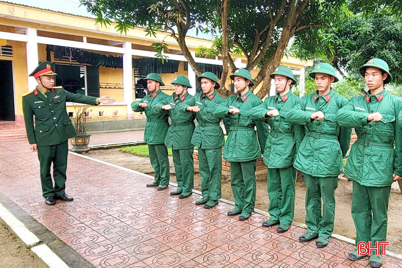 Hướng dẫn các tổ thực hiện các động tác cơ bản trong điều lệnh 6 - Copy.jpg