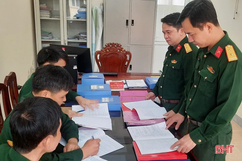 Cấp uỷ, chỉ huy Ban CHQS huyện Hương Sơn thường xuyên kiểm tra công tác sinh hoạt của các chi bộ - Copy.jpg