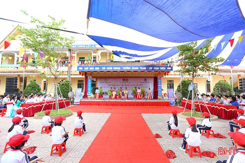 Lễ phát động được tổ chức tại Trường Tiểu học Yên Hồ (Đức Thọ). aIMG_4324.jpg