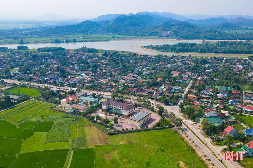 Xã Tùng Ảnh - nơi sản sinh nhiều hiền tài. aDJI_0012.jpg
