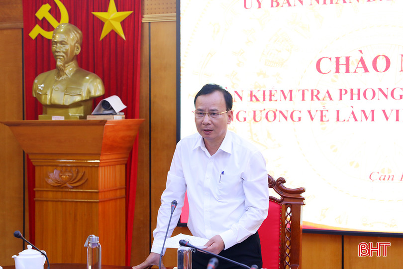 Đồng chí Nguyễn Lam kết luận buổi làm việc. aIMG_0671.jpg