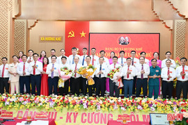 Khai thác lợi thế, đưa Hương Khê trở thành trung tâm thương mại, dịch vụ, du lịch phía Tây Hà Tĩnh