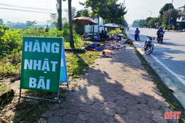 Bán "hàng Nhật bãi", liệu có cần quản lý?