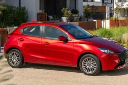 Mazda ngừng sản xuất 2 mẫu xe tại Nhật Bản