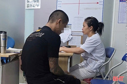 CSGT Hà Tĩnh phát hiện tài xế taxi dương tính 3 loại ma túy
