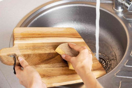Mẹo bảo quản thớt gỗ bền lâu, không bị mốc 