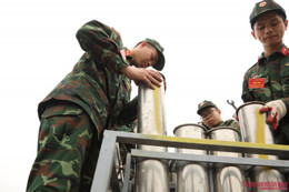 Cận cảnh trận địa pháo hoa quy mô lớn chào mừng Đại hội Đảng