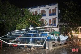 Hỗ trợ ngay kinh phí khắc phục khẩn cấp hậu quả bão số 10 và mưa lũ cho các địa phương