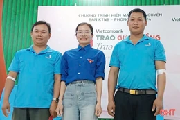 3 đoàn viên thanh niên Hà Tĩnh vượt hơn 70 km hiến máu cứu người
