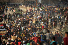 Giẫm đạp tại điểm cứu trợ Gaza, 20 người chết