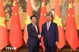 Việt Nam luôn ưu tiên hàng đầu việc củng cố và phát triển quan hệ Việt - Trung
