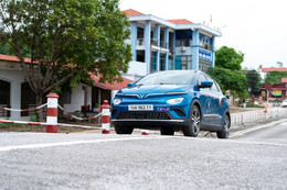 VinDT đẩy mạnh đào tạo lái xe điện hạng B tự động khắp 3 miền