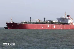 Tổng thống Trump đề xuất để các đồng minh tự bảo vệ eo biển Hormuz