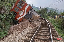 Xử lý nghiêm hành vi vi phạm an toàn giao thông đường sắt qua Hà Tĩnh