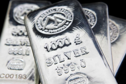 Giá bạc được dự báo vượt 100 USD vào năm tới