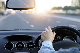 Có nên bật chế độ tuần hoàn trong khi đi xe trên cao tốc?