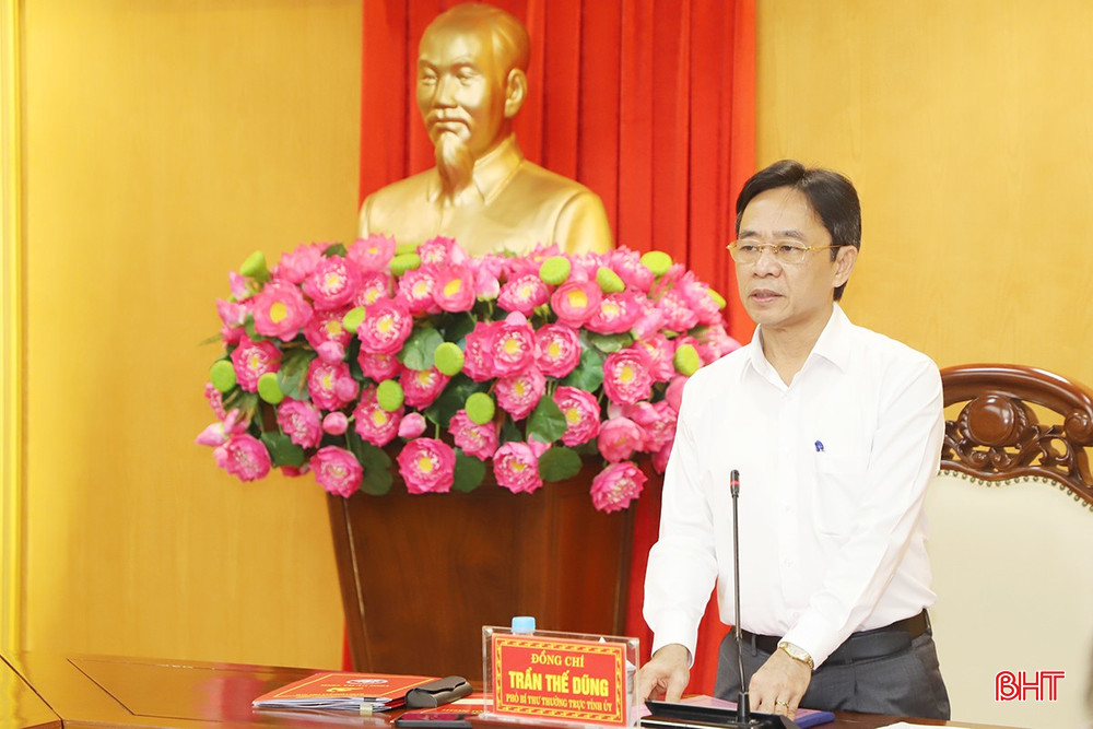Phó Bí thư Thường trực Tỉnh ủy Trần Thế Dũng kết luận hội nghị. bqbht_br_4.jpg