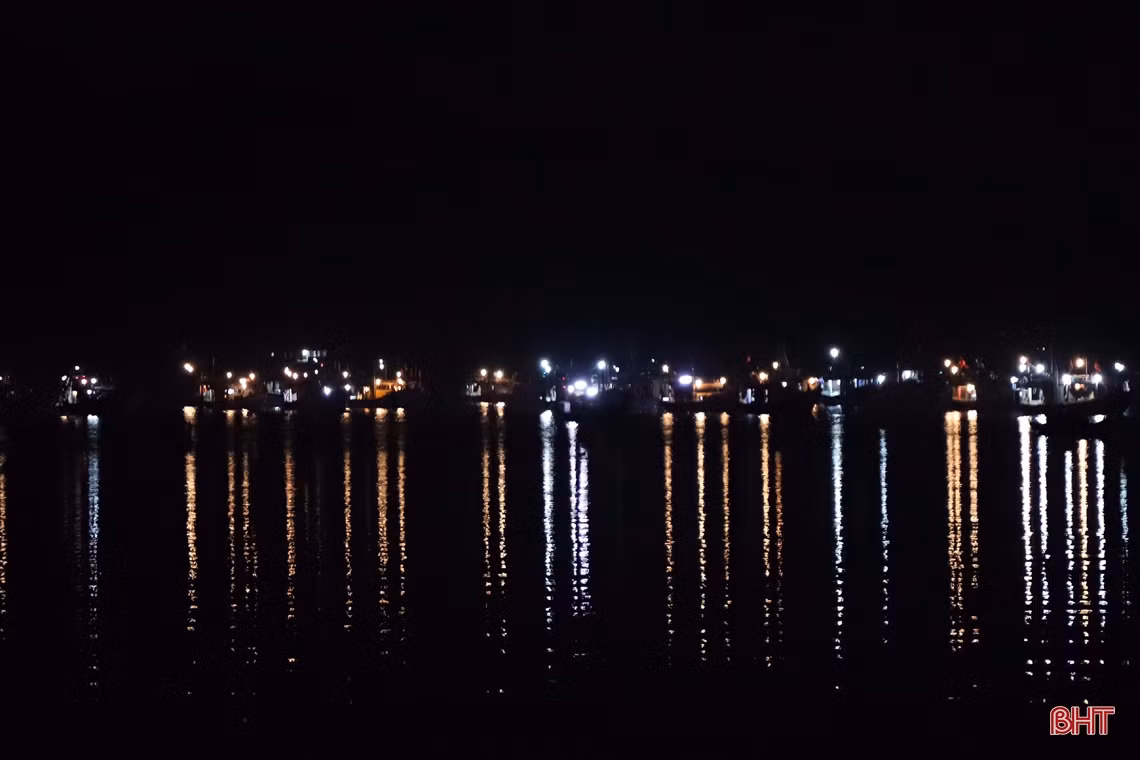 Về Hà Tĩnh đừng quên ghé chợ cá Cồn Gò!